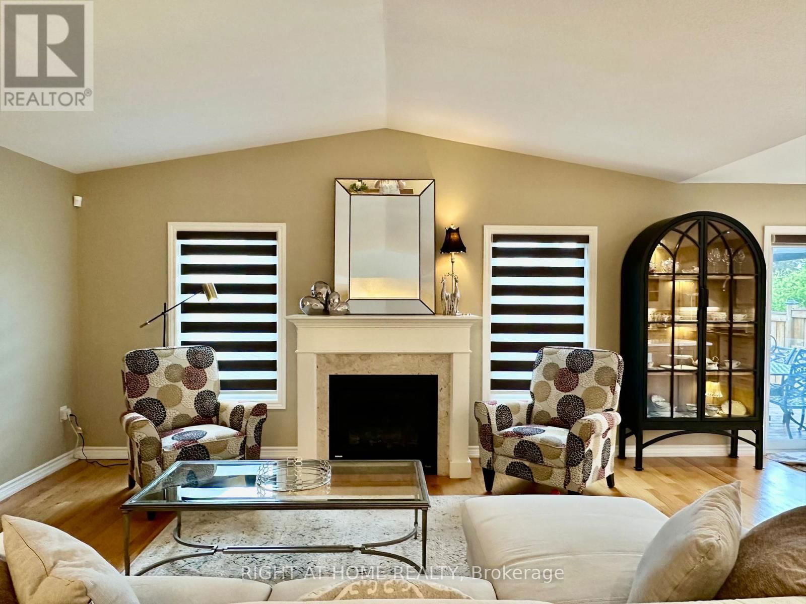 167 BROOKHOUSE DRIVE Image 9