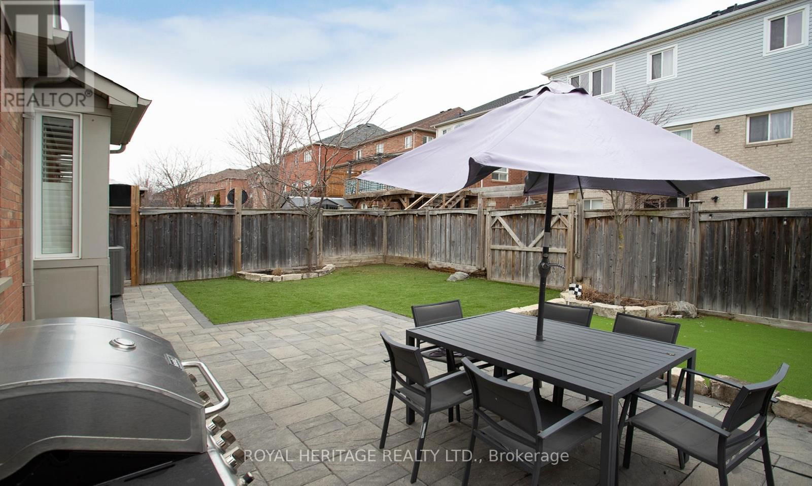 1819 GRANDVIEW STREET NORTH Image 36