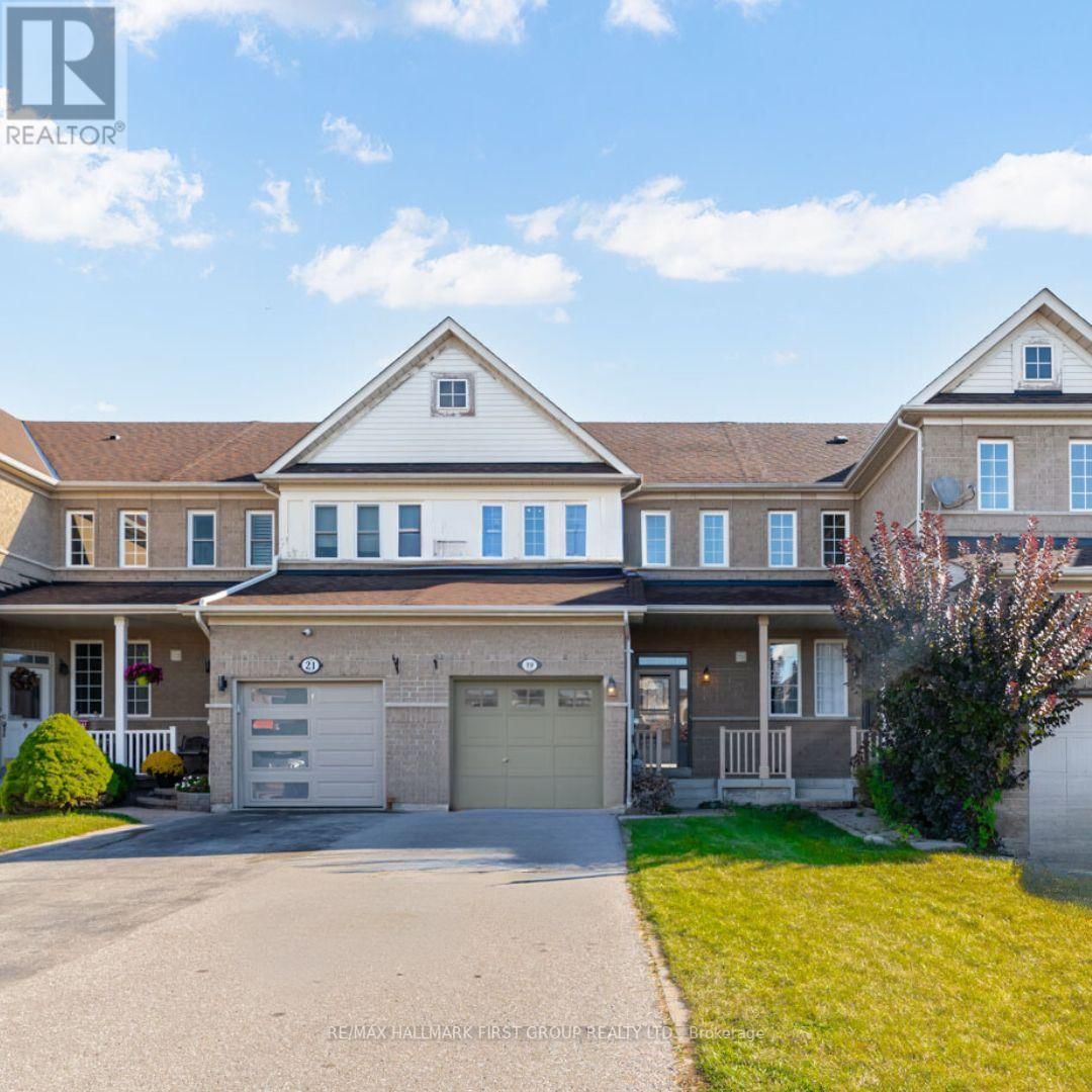 19 INLET BAY DRIVE Image 1