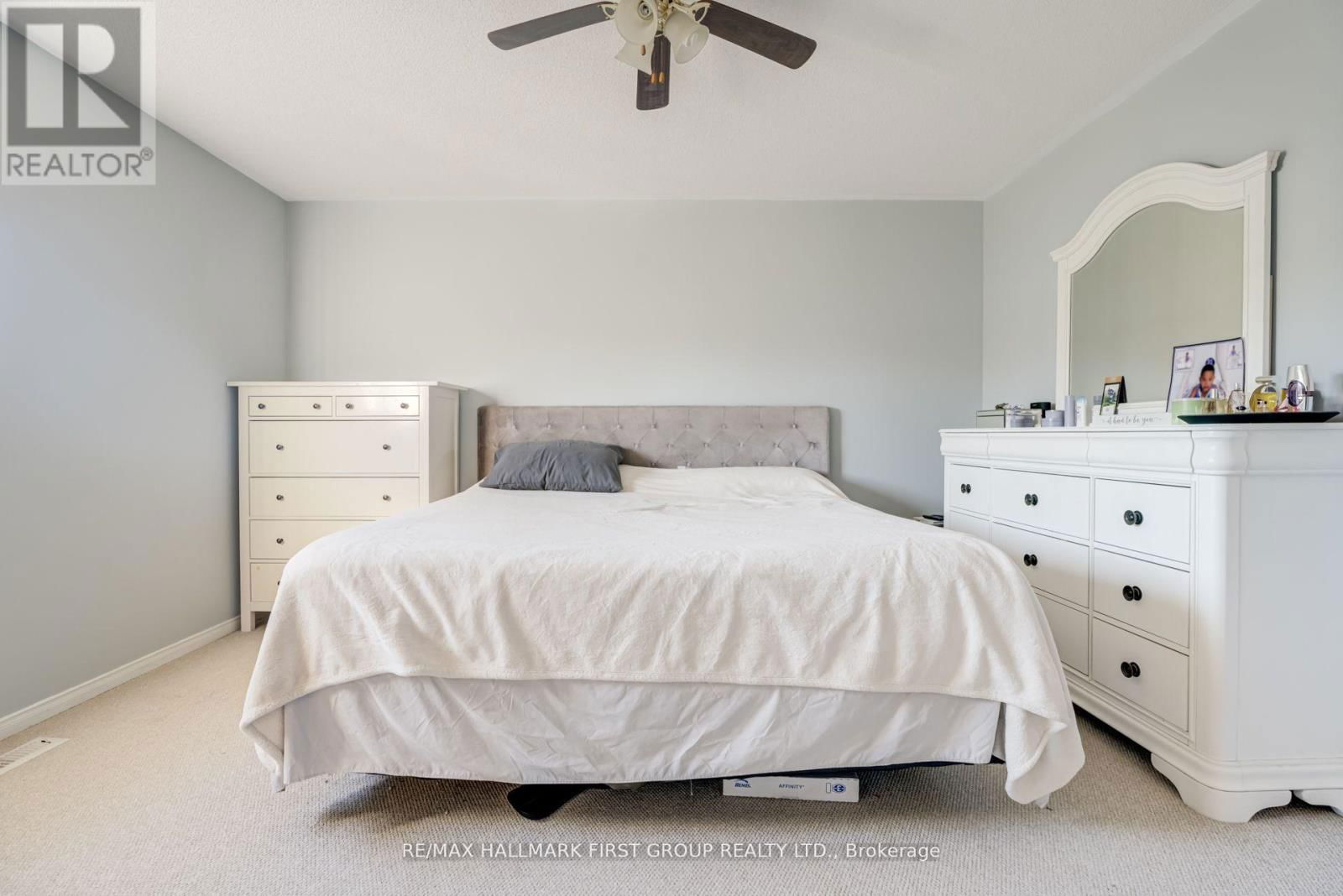 19 INLET BAY DRIVE Image 11