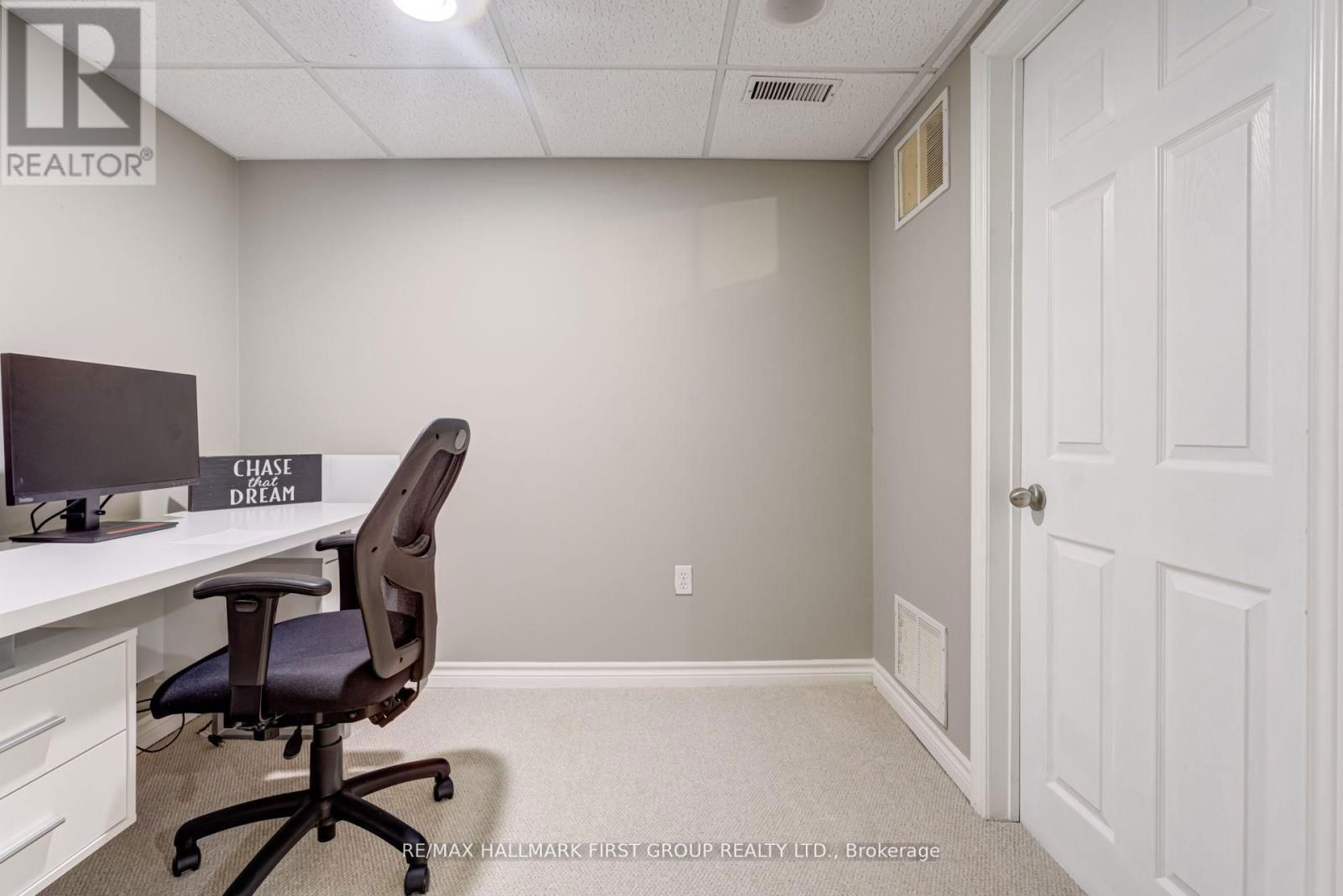 19 INLET BAY DRIVE Image 19