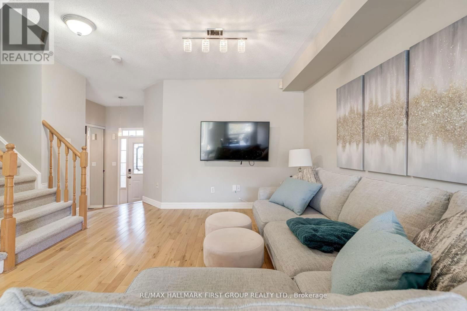 19 INLET BAY DRIVE Image 3