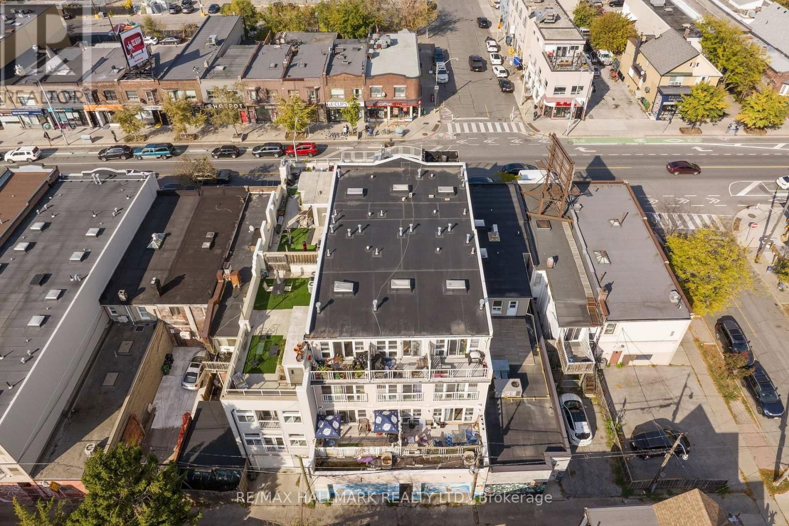2151 DANFORTH AVENUE Image 1