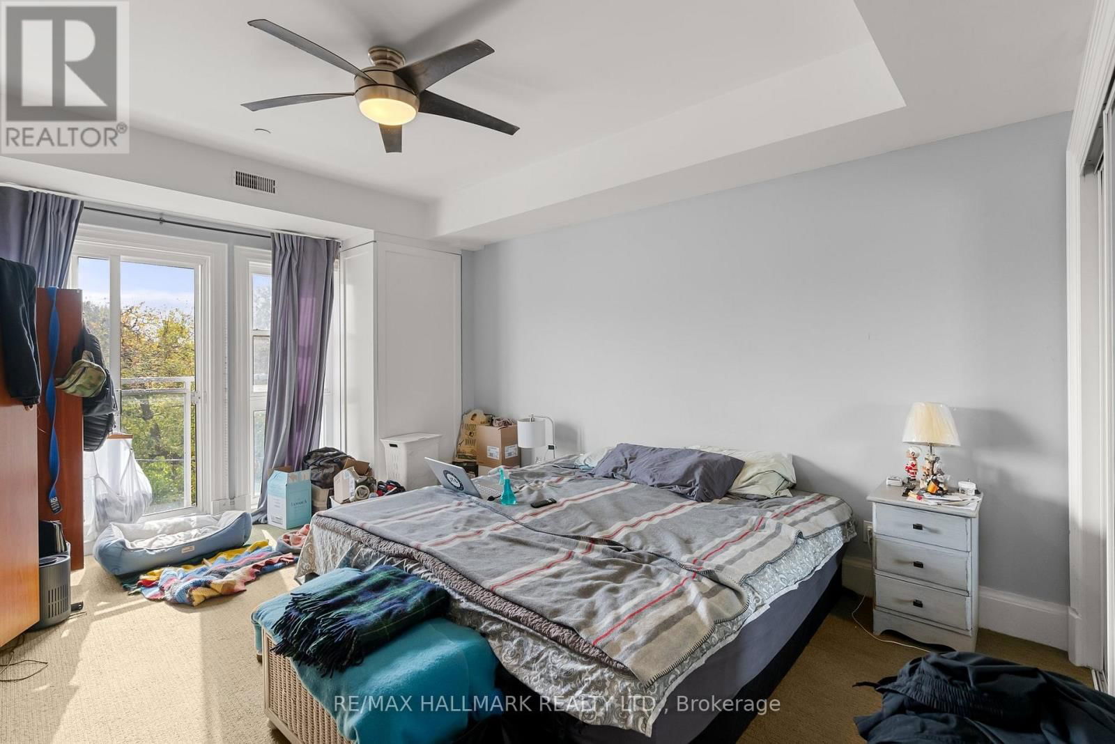 2151 DANFORTH AVENUE Image 15