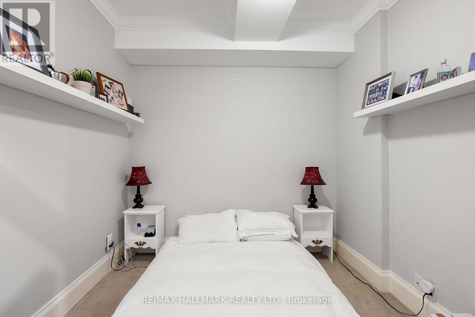 2151 DANFORTH AVENUE Image 6