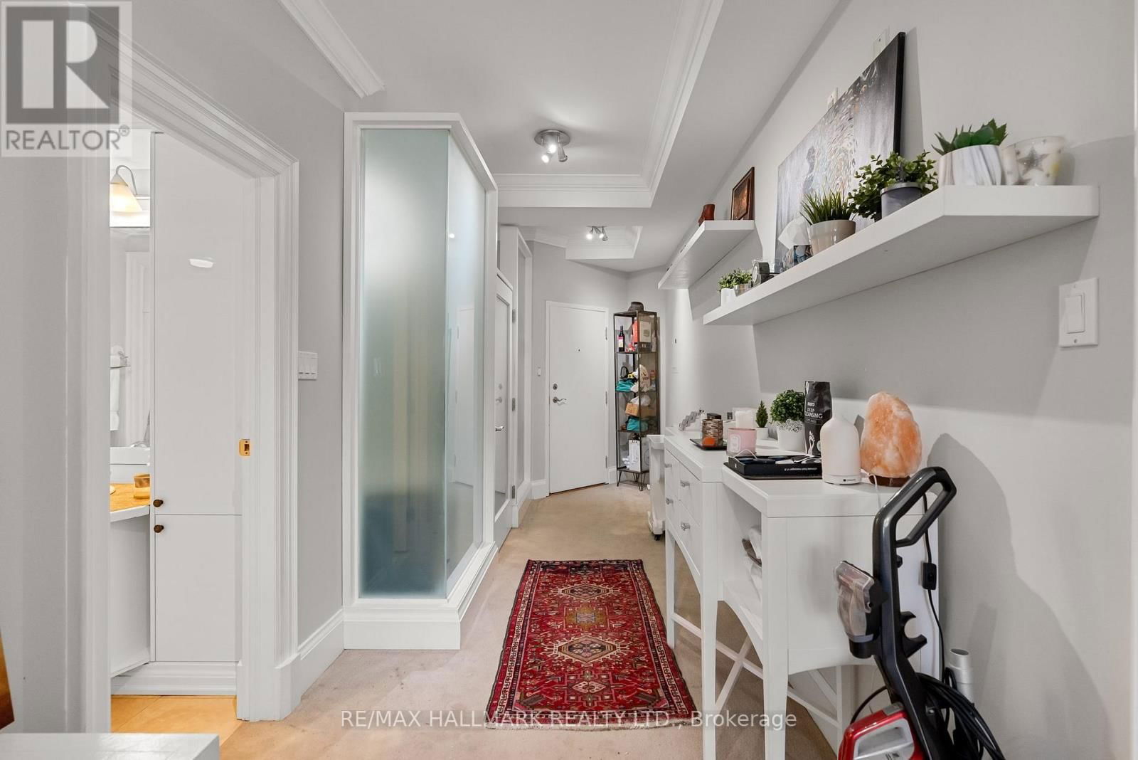 2151 DANFORTH AVENUE Image 7