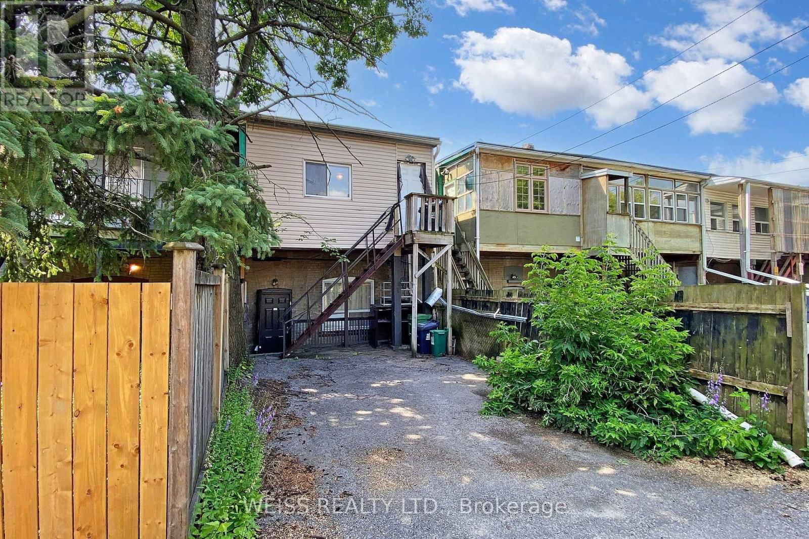Upper - 2468 DANFORTH AVENUE Image 28