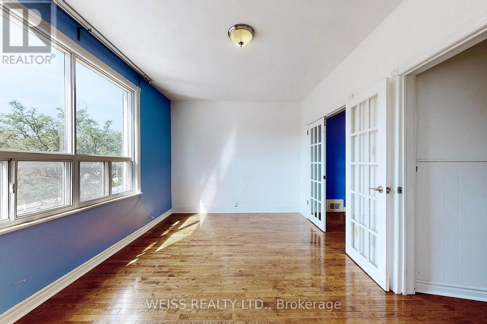 Upper - 2468 DANFORTH AVENUE Image 8