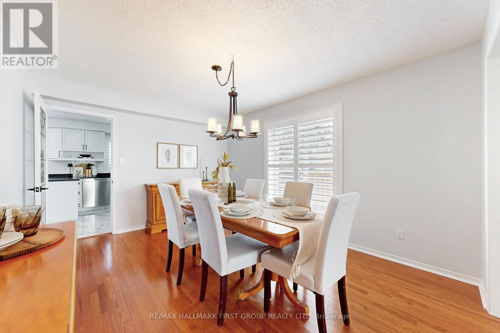 898 DARWIN DRIVE Image 11