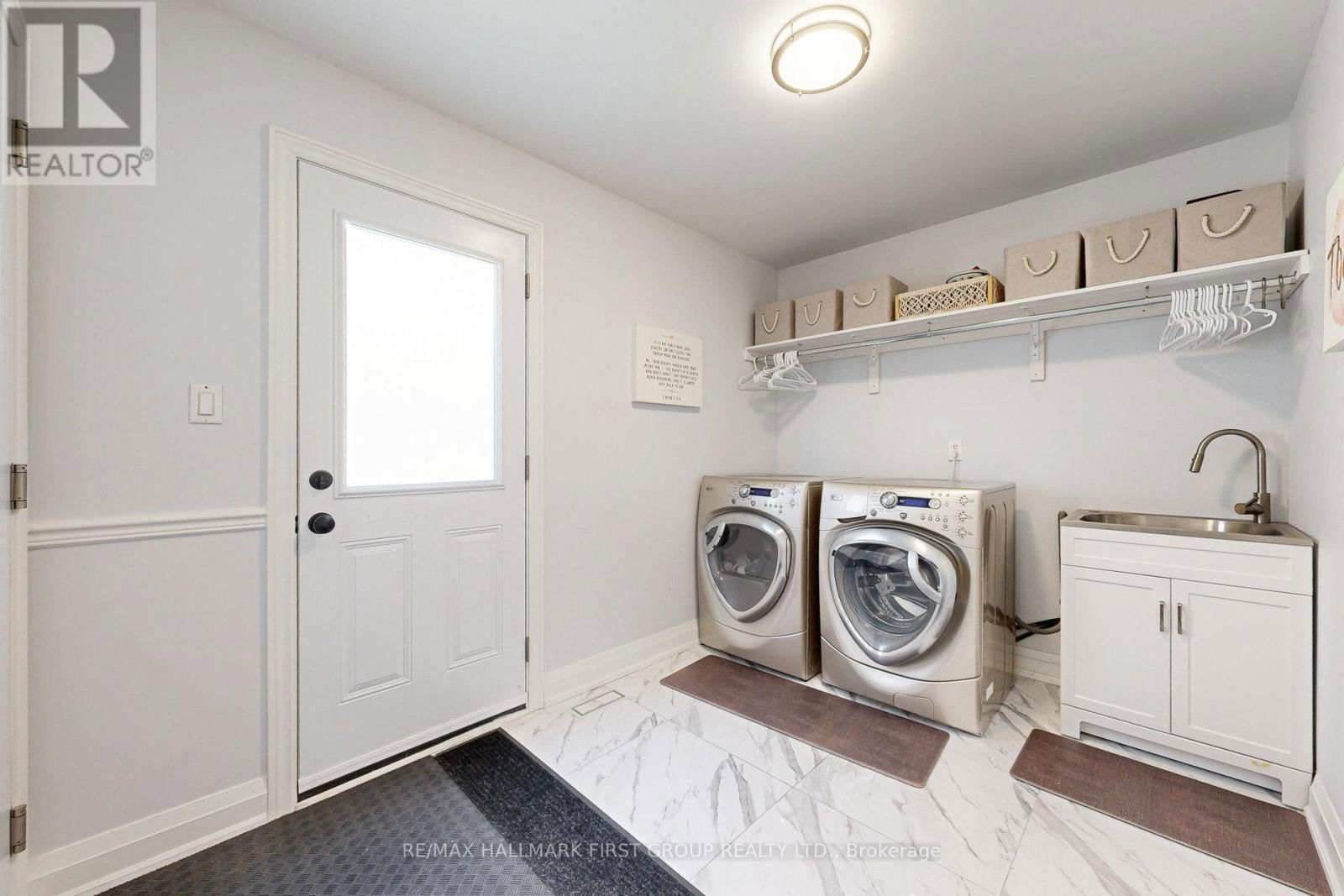 898 DARWIN DRIVE Image 23