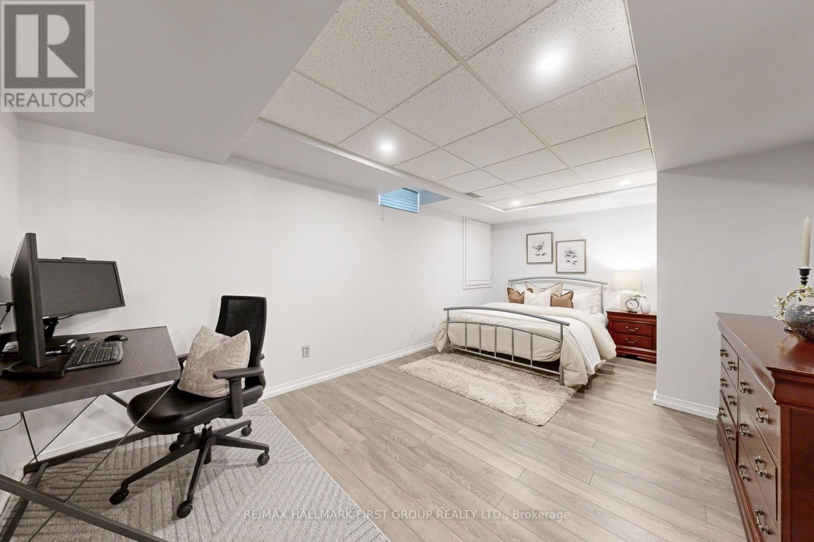 898 DARWIN DRIVE Image 42