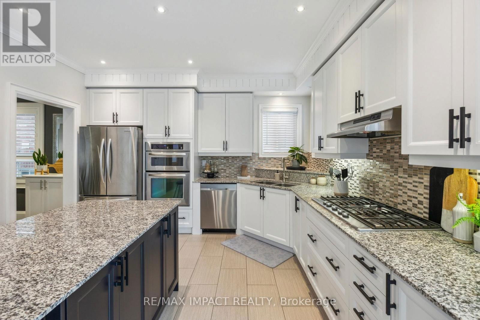 24 BROUGH COURT Image 12