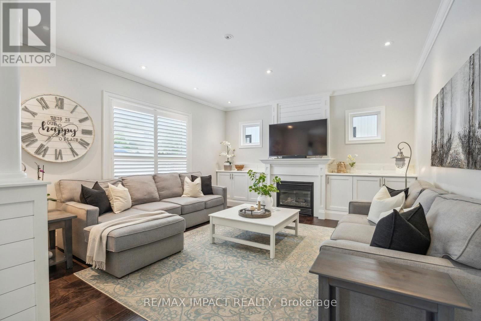 24 BROUGH COURT Image 15