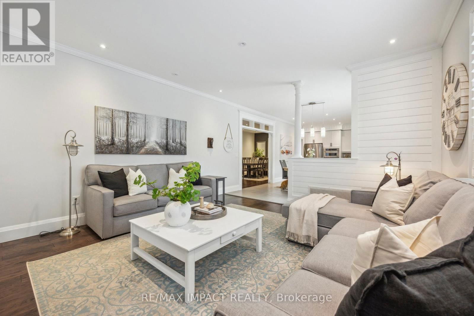24 BROUGH COURT Image 16