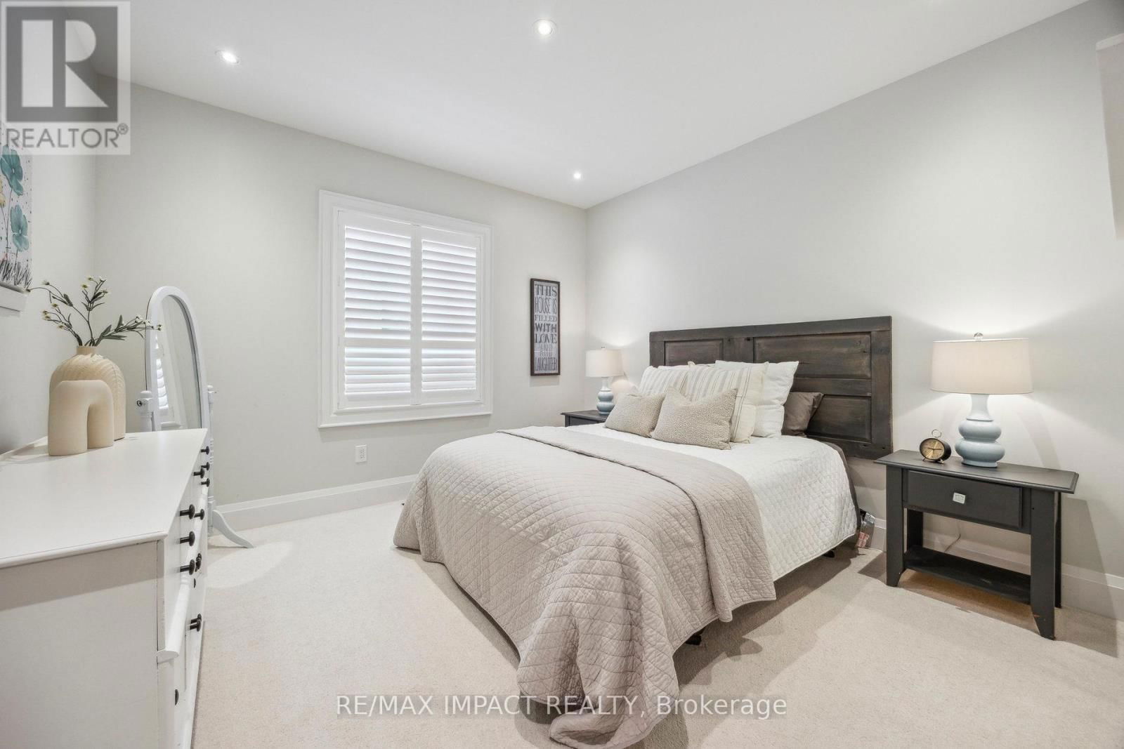 24 BROUGH COURT Image 22