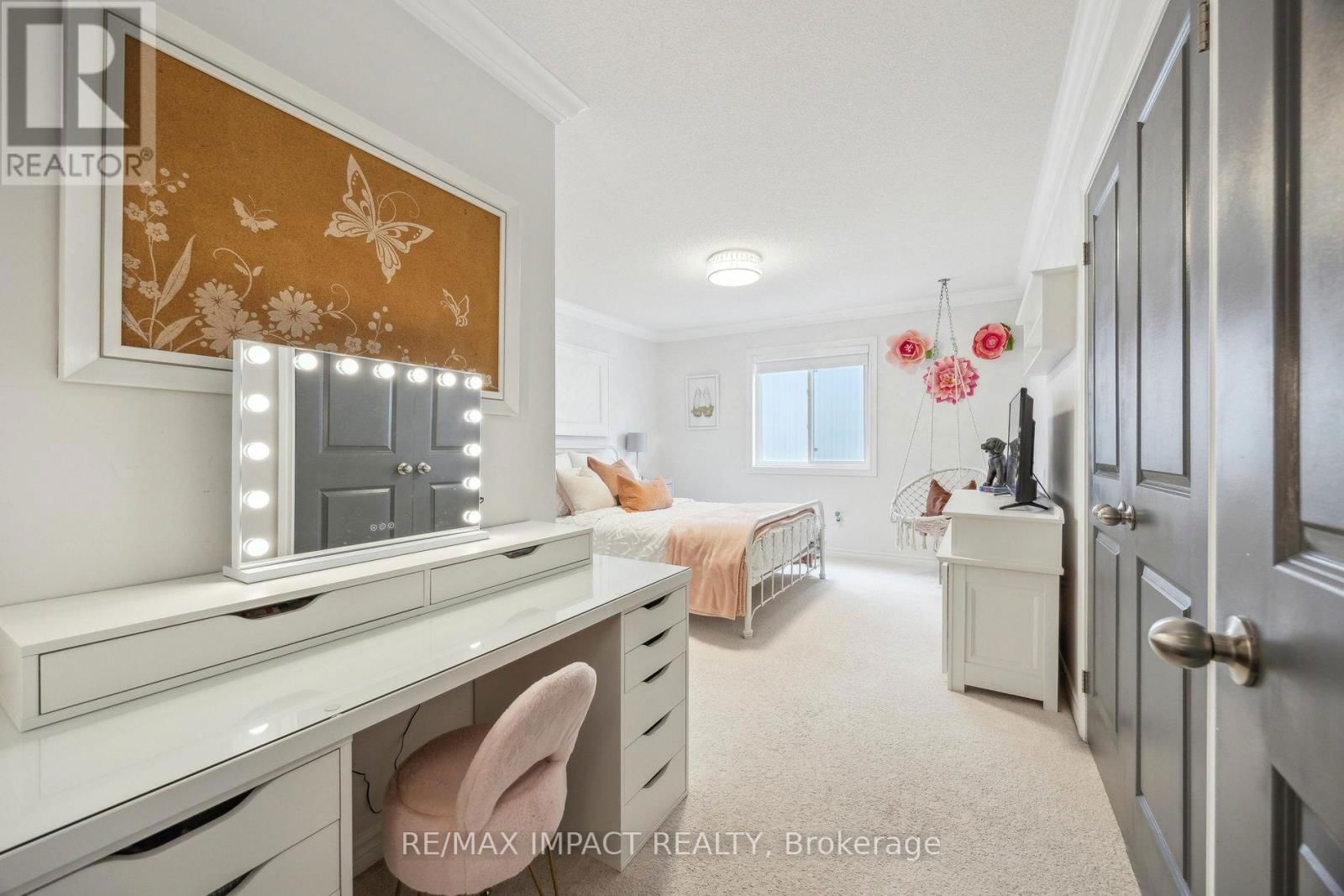 24 BROUGH COURT Image 28