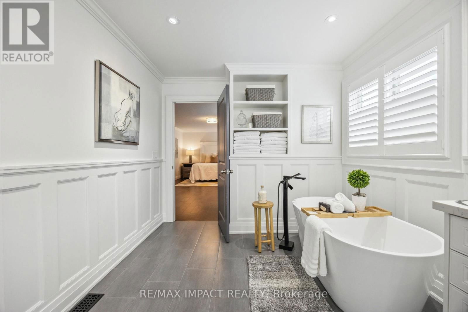 24 BROUGH COURT Image 34