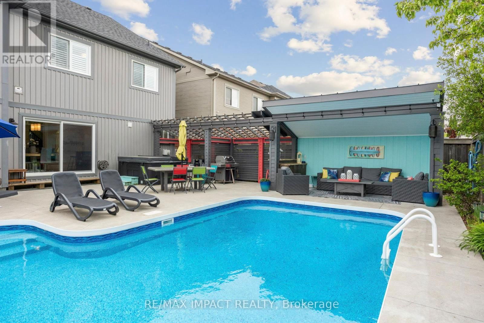 24 BROUGH COURT Image 46
