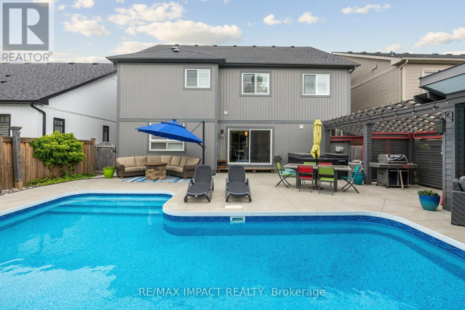 24 BROUGH COURT Image 47