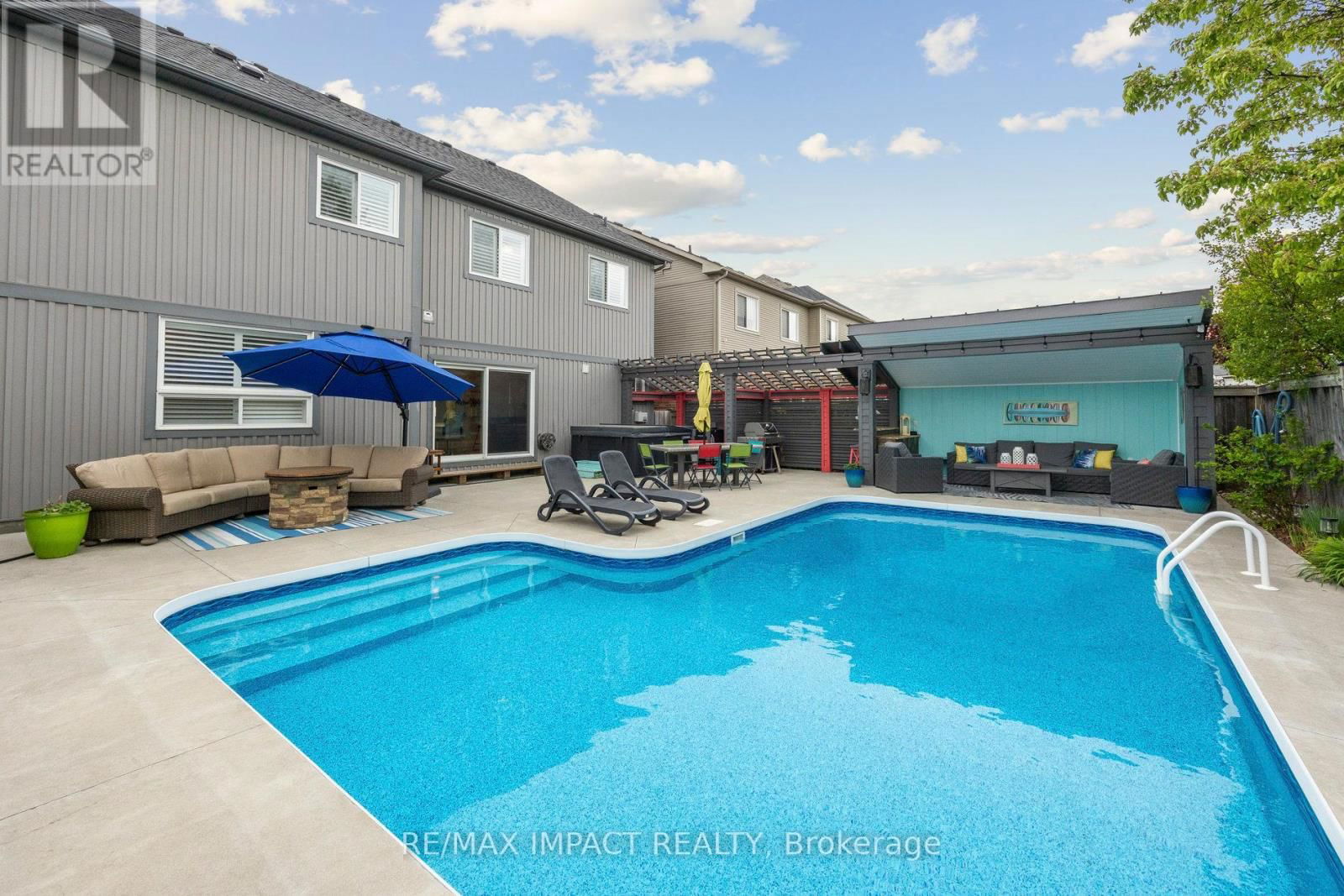 24 BROUGH COURT Image 50