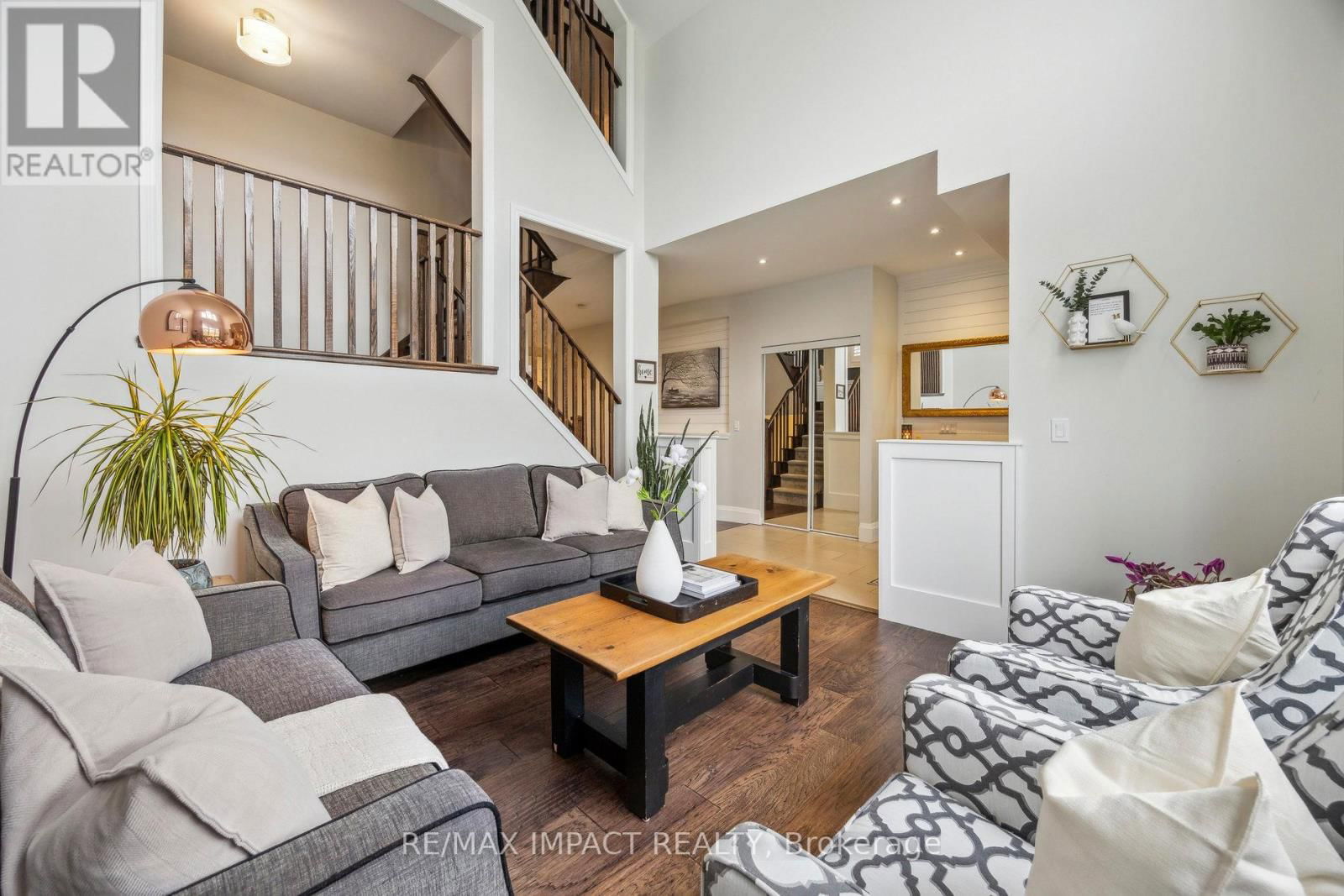 24 BROUGH COURT Image 6