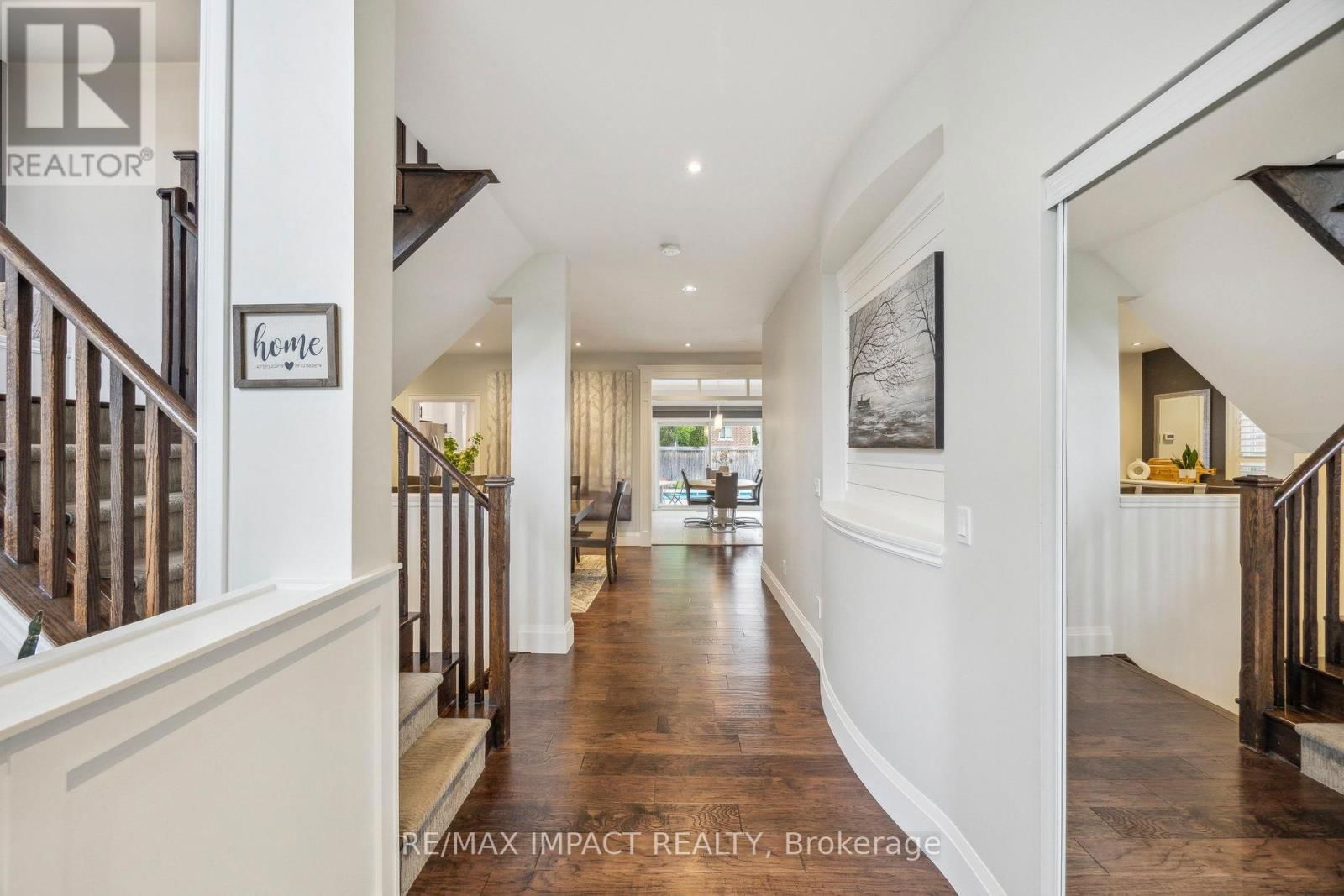 24 BROUGH COURT Image 8