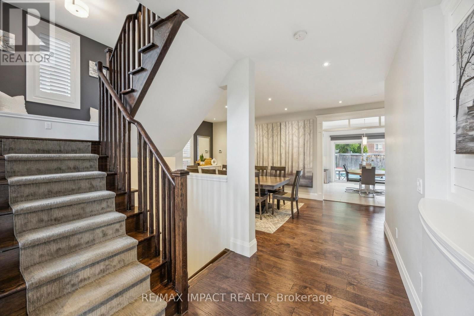 24 BROUGH COURT Image 9
