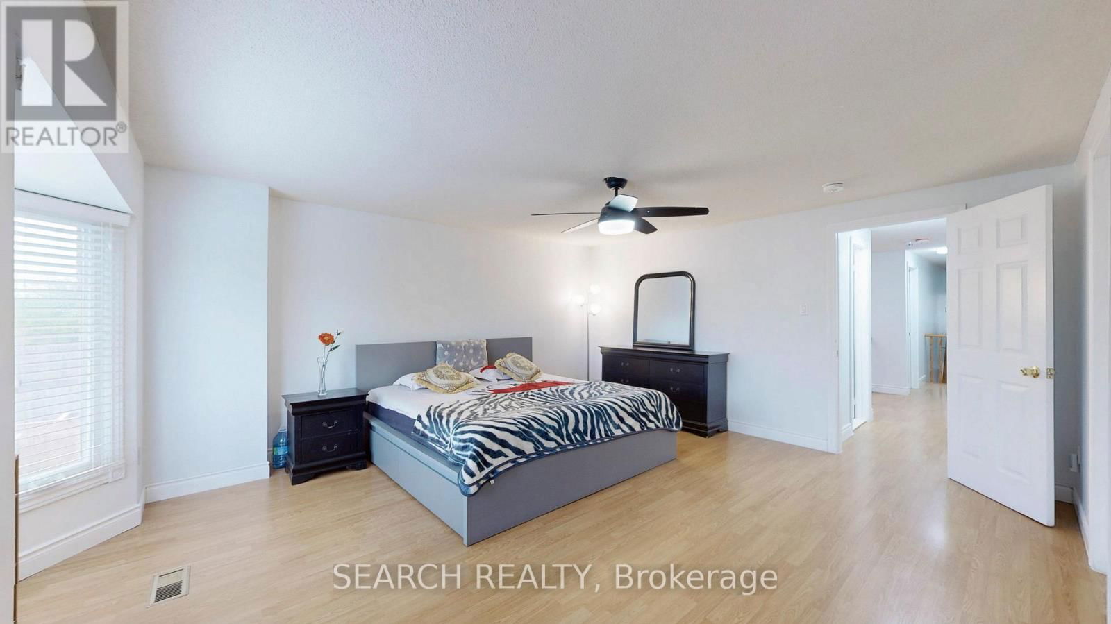 Main - 17 GLENHEATHER TERRACE Image 31