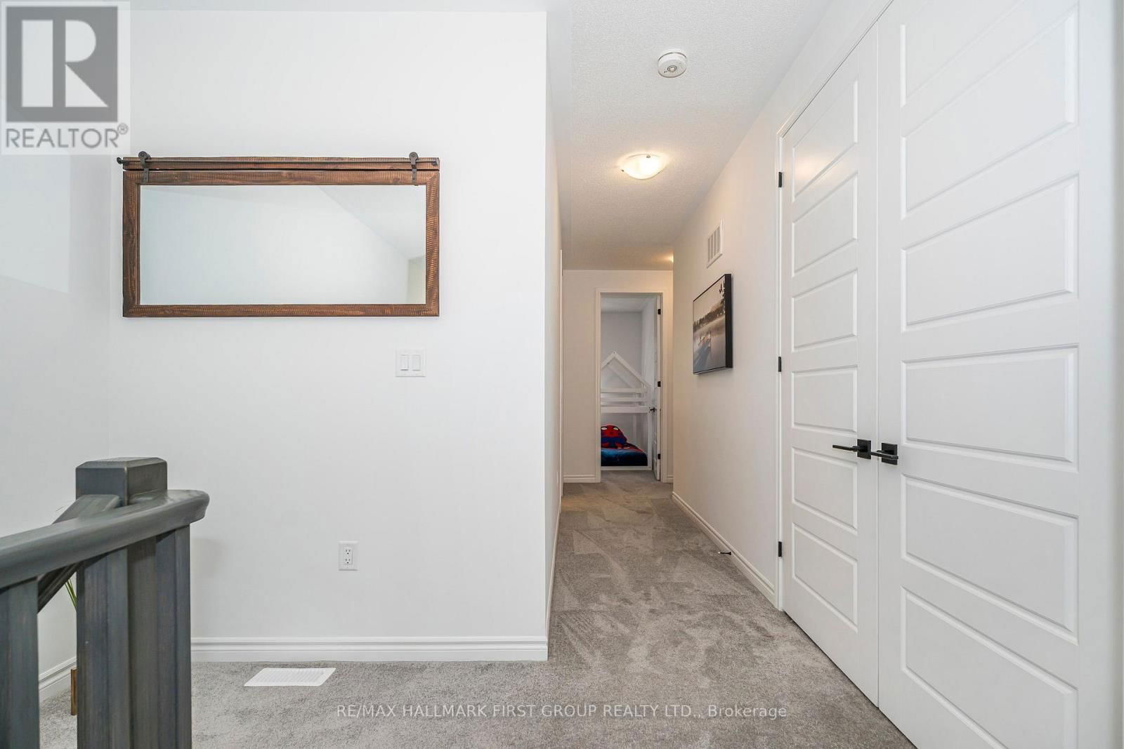 1492 HAWKTAIL PATH Image 29