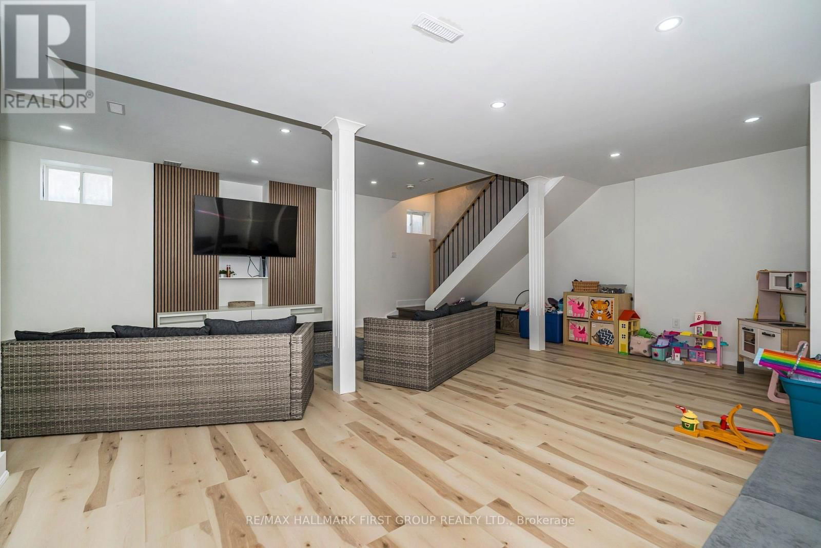 1492 HAWKTAIL PATH Image 40