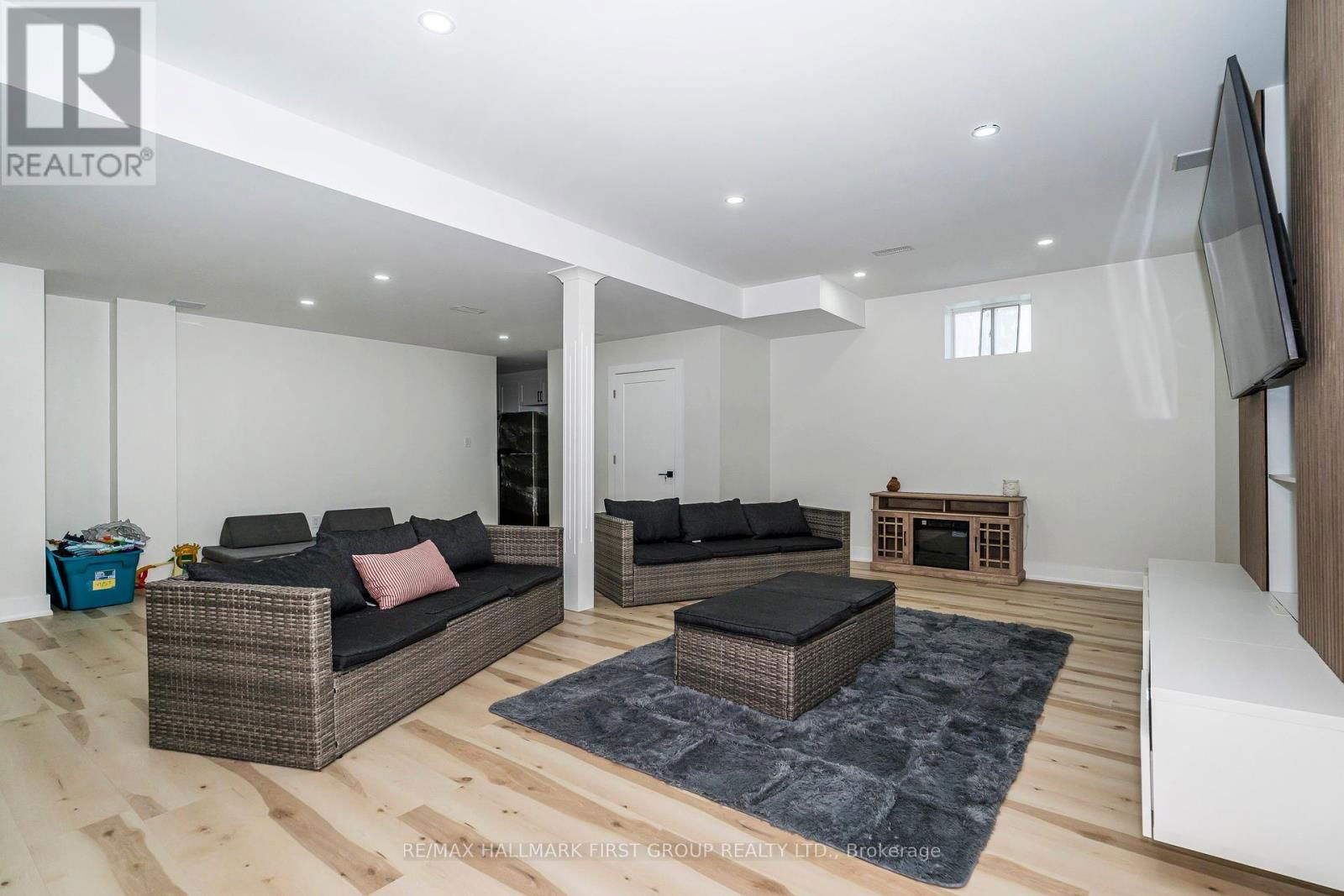 1492 HAWKTAIL PATH Image 42
