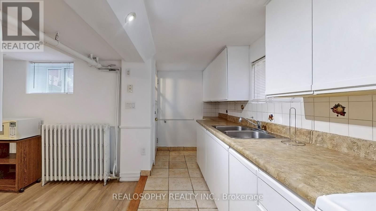 Lower - 177 GOWAN AVENUE Image 4
