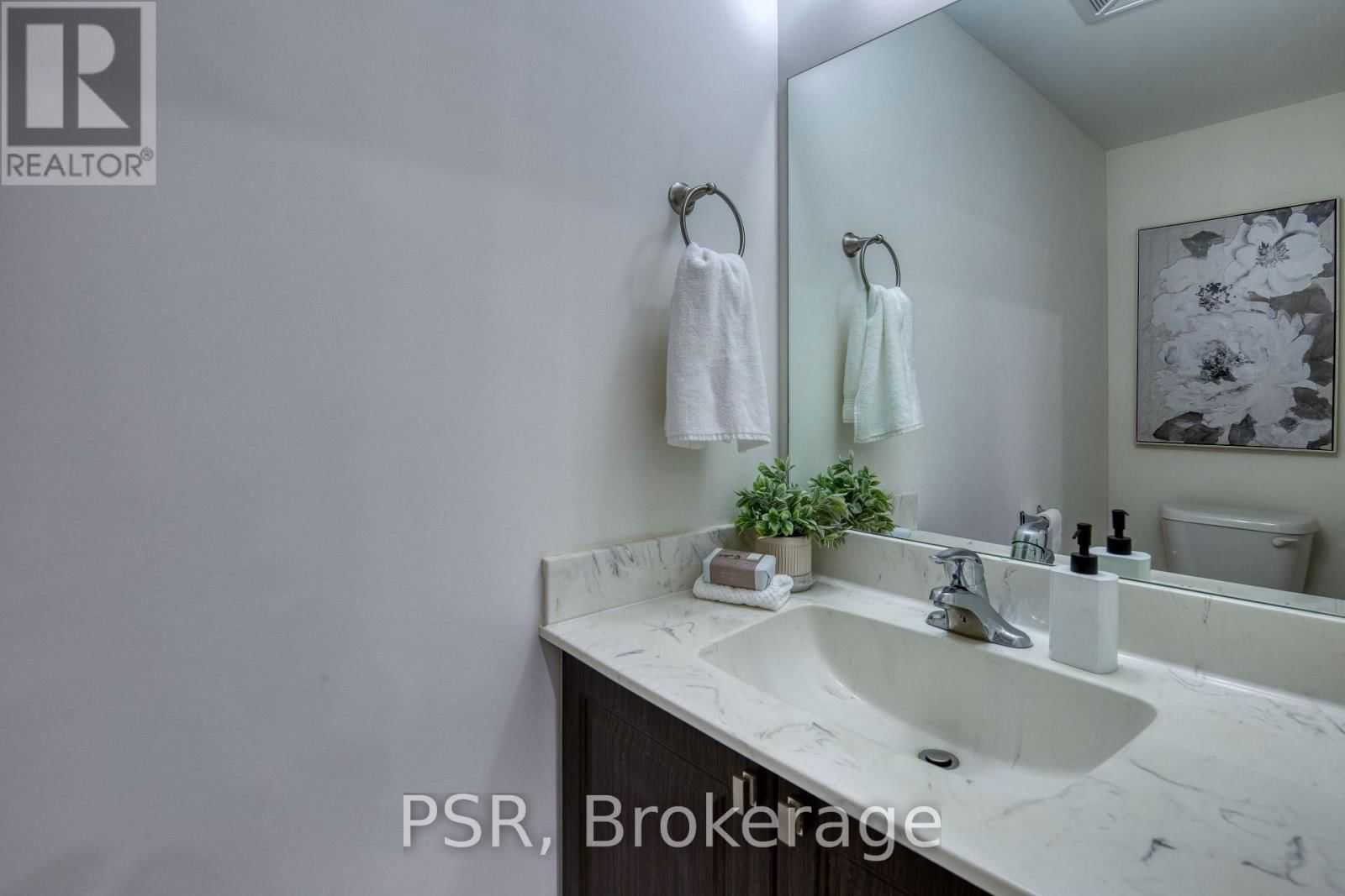 345 - 500 KINGBIRD GROVE Image 14