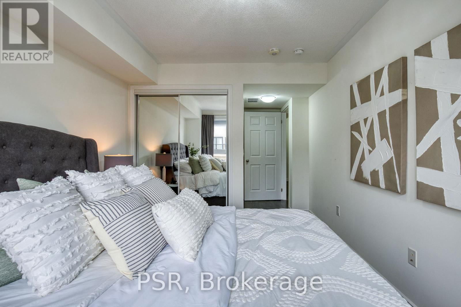 345 - 500 KINGBIRD GROVE Image 17