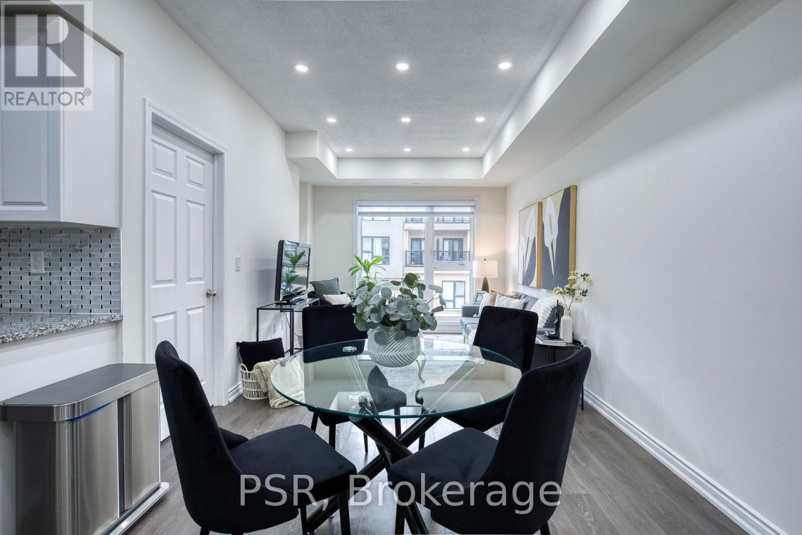 345 - 500 KINGBIRD GROVE Image 3