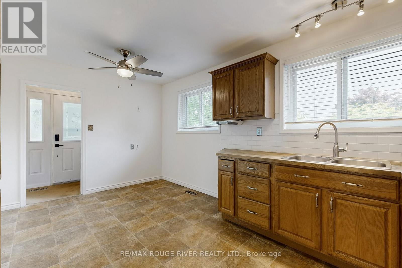 1373 POPRAD AVENUE Image 13