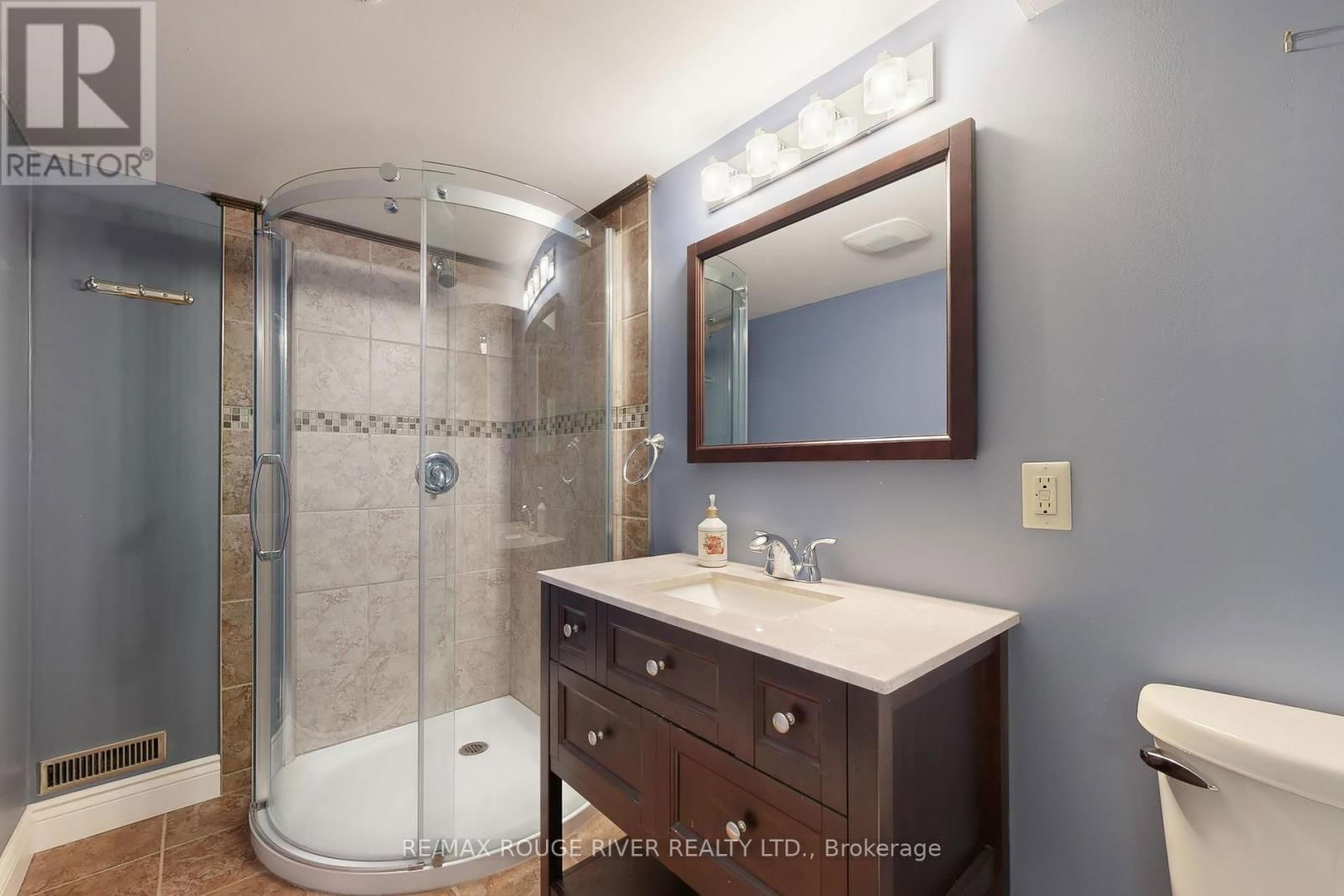 1373 POPRAD AVENUE Image 30