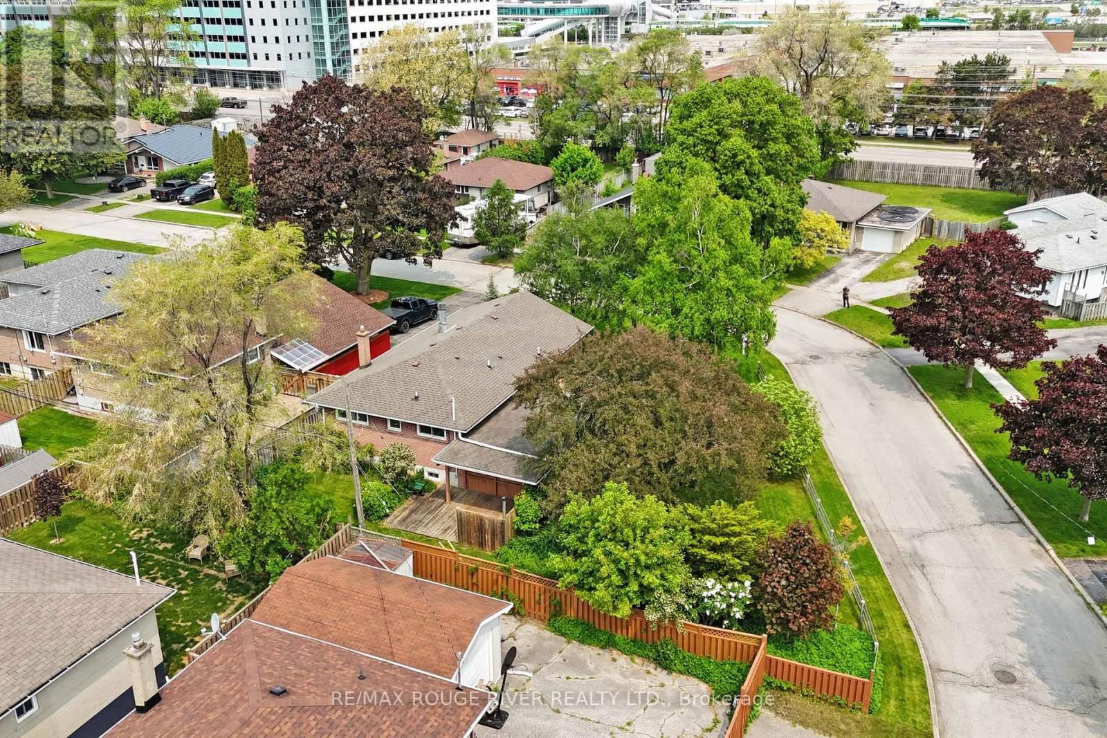 1373 POPRAD AVENUE Image 39