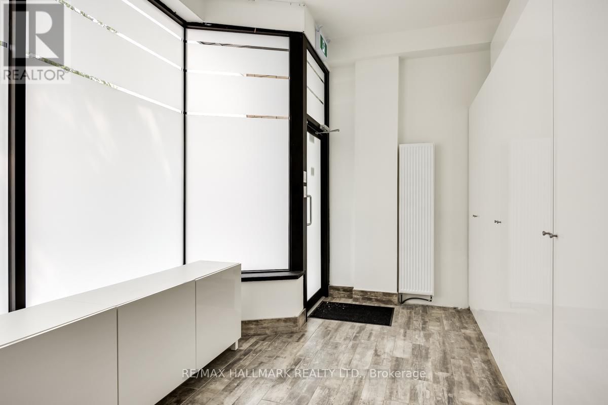 1834 DANFORTH AVENUE Image 2