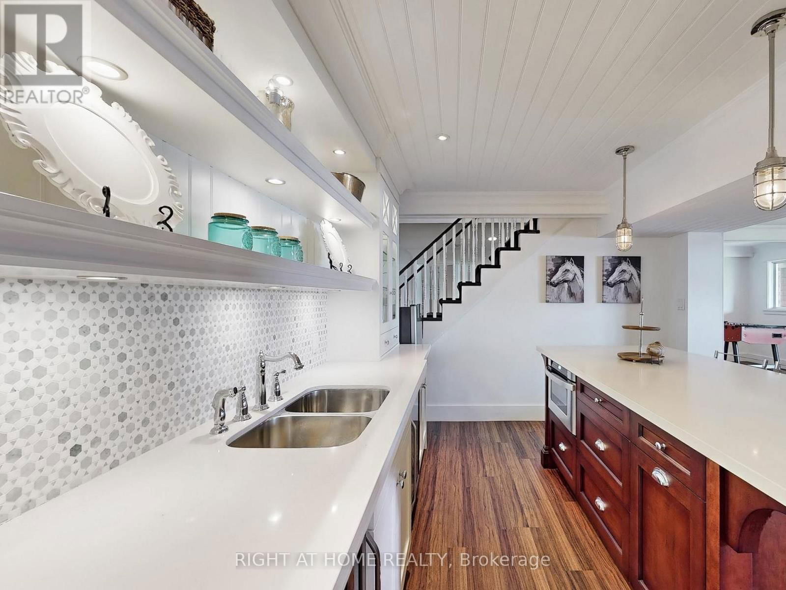 12 PETTET DRIVE Image 30