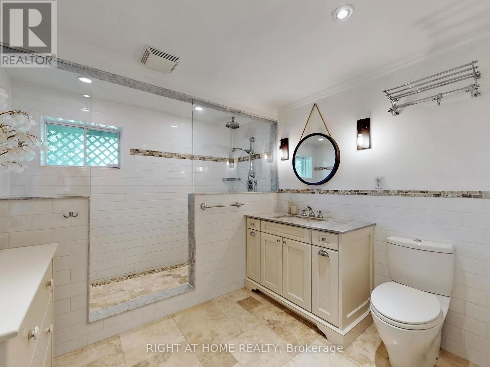 12 PETTET DRIVE Image 32