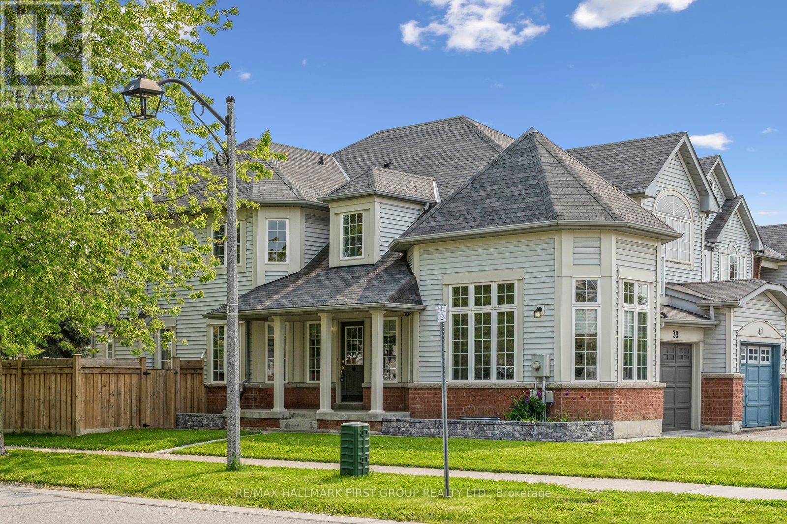 39 BREAKWATER DRIVE Image 1