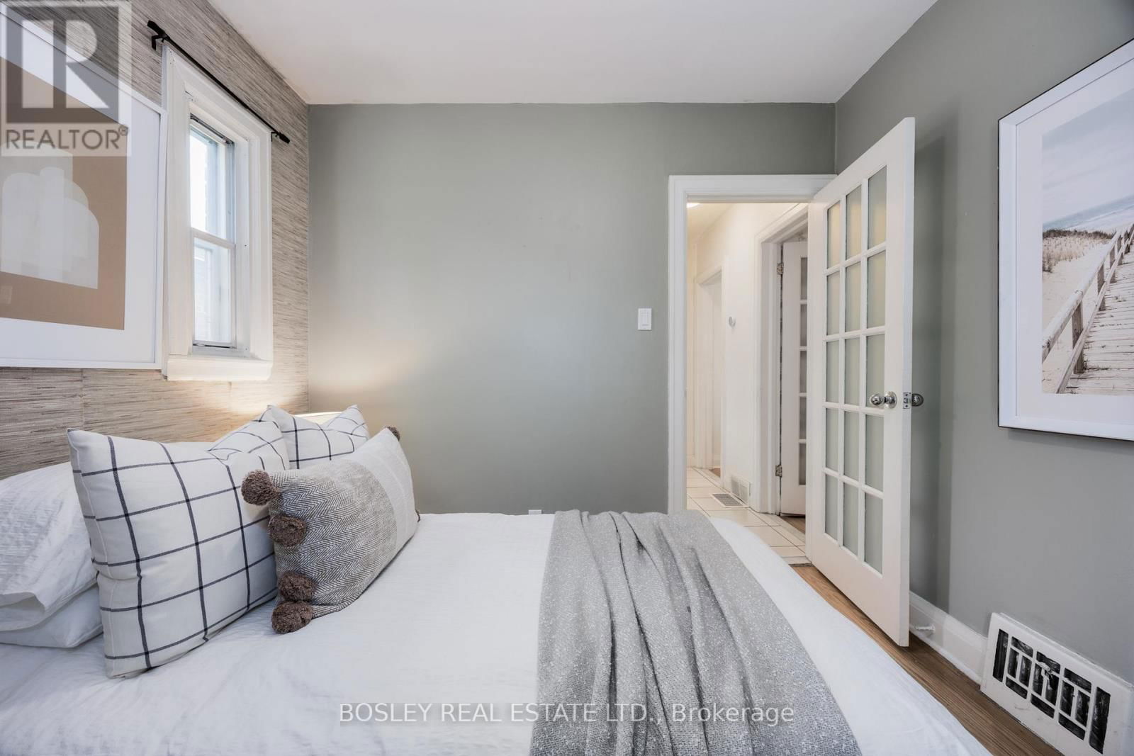 85 MANDERLEY DRIVE Image 14