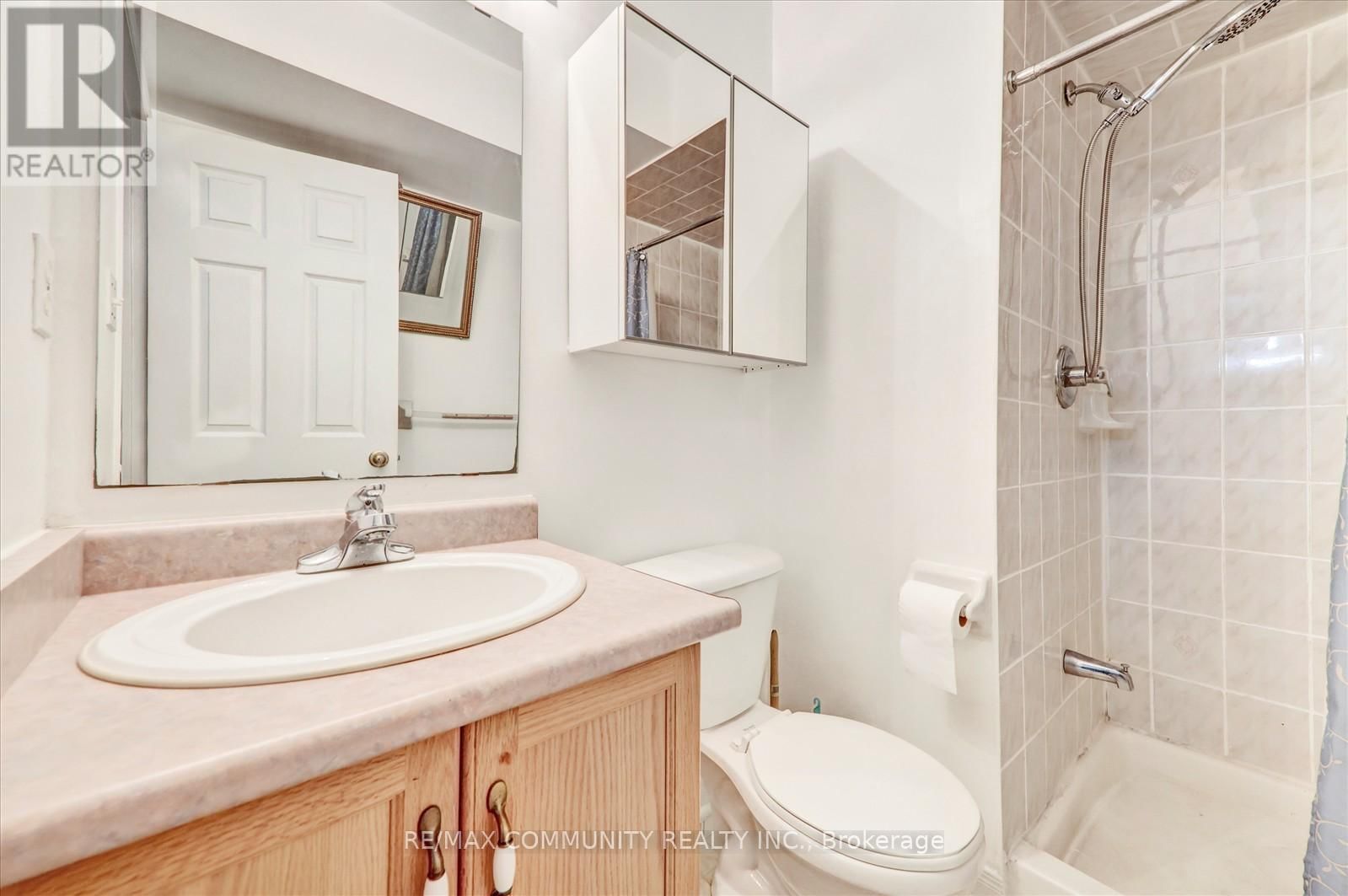 63 - 2758 EGLINTON AVENUE EAST Image 8