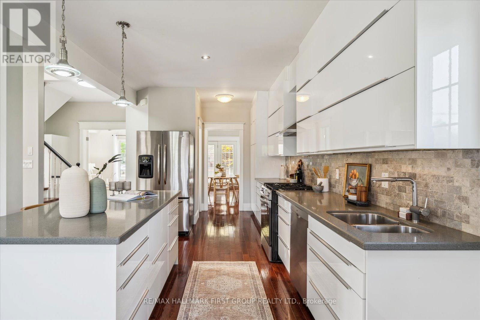 937 PICKERING BEACH ROAD Image 13