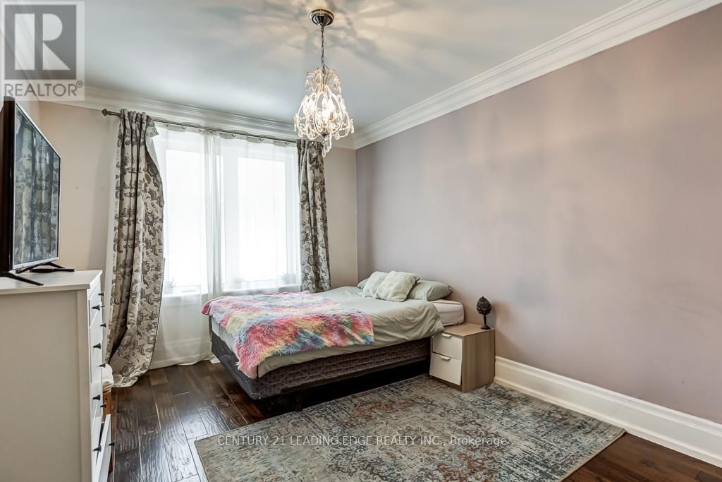 140 GOWAN AVENUE Image 15