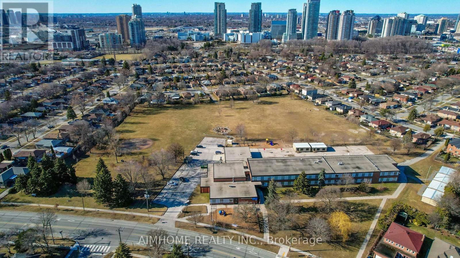 50 MELDAZY DRIVE Image 39