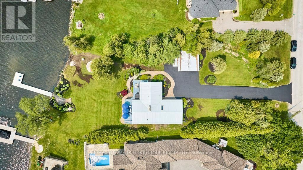 6 AMBLESIDE DRIVE Image 3