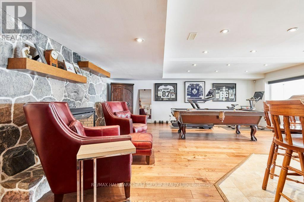 6 AMBLESIDE DRIVE Image 37