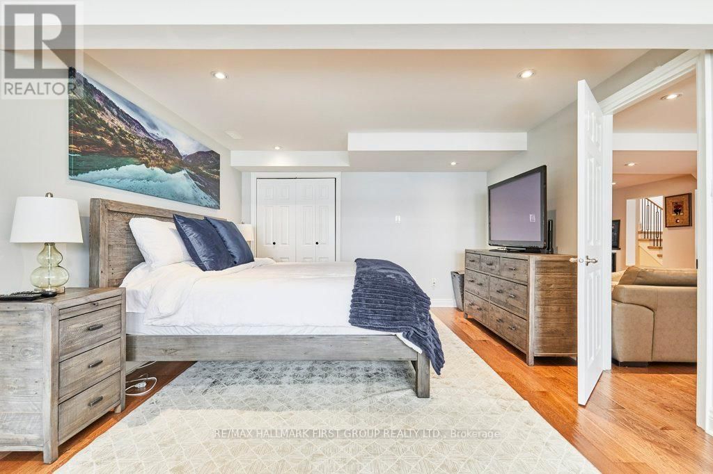 6 AMBLESIDE DRIVE Image 41